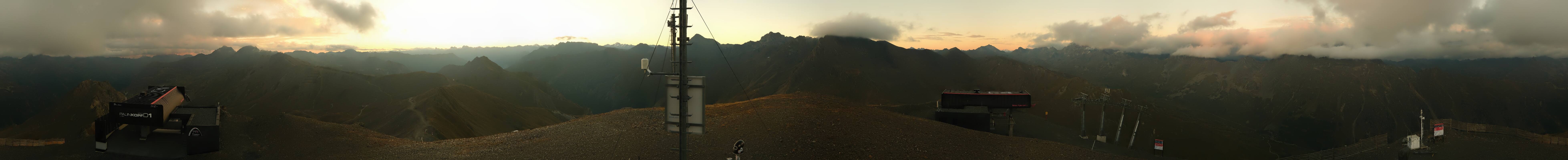 Archived image Webcam On the Summit of Palinkopf