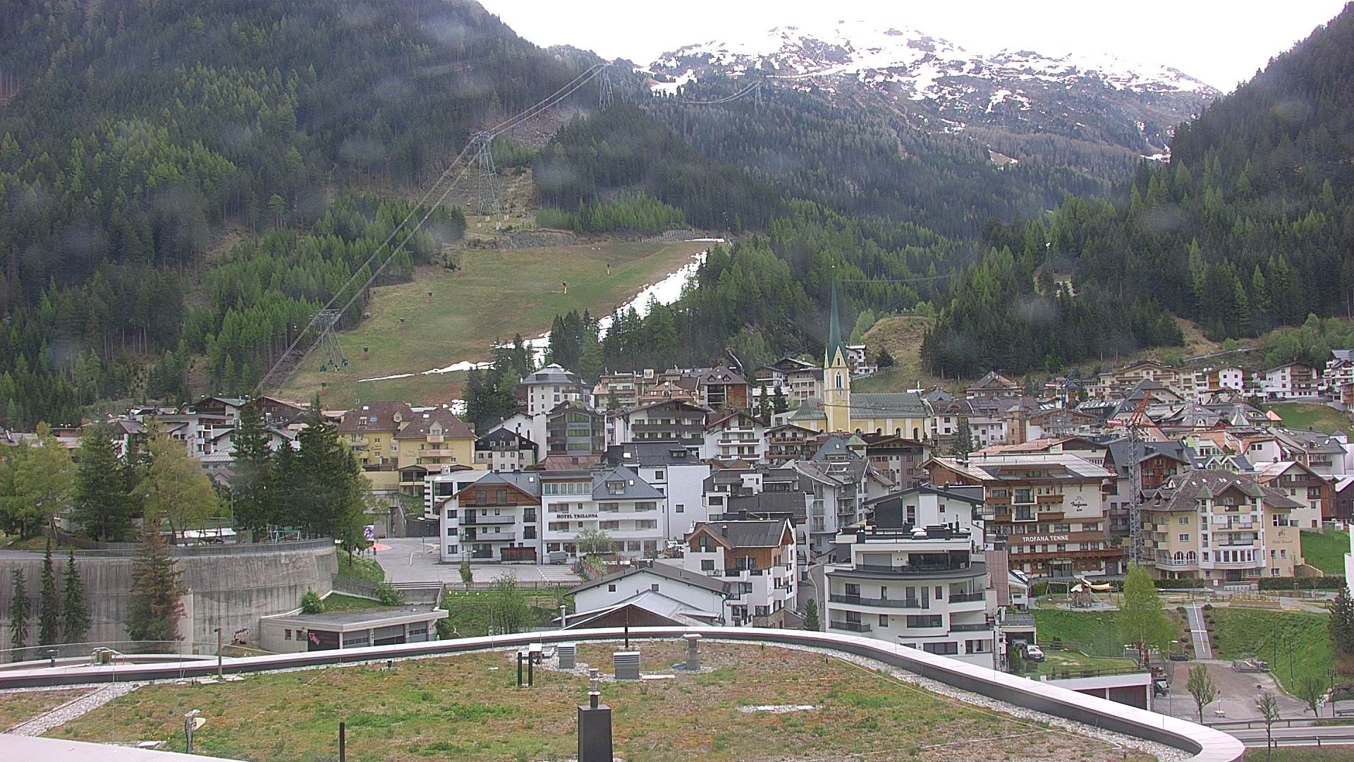 Archived image Webcam Center of Ischgl