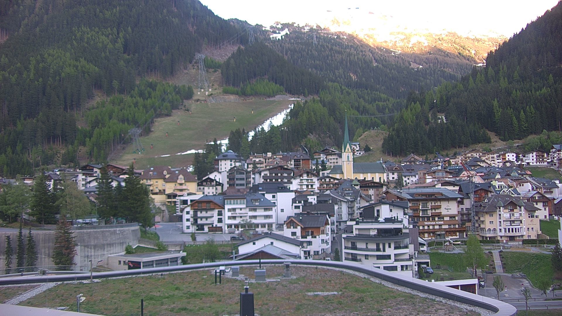 Archived image Webcam Center of Ischgl