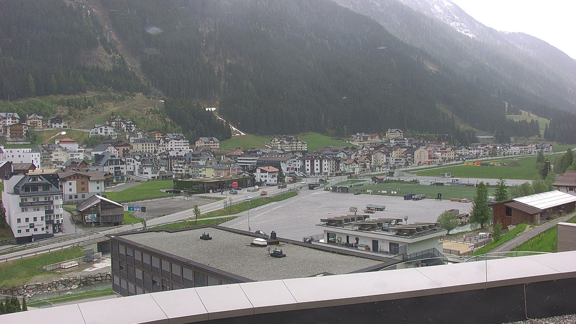 Archiv Foto Webcam Zentrum von Ischgl