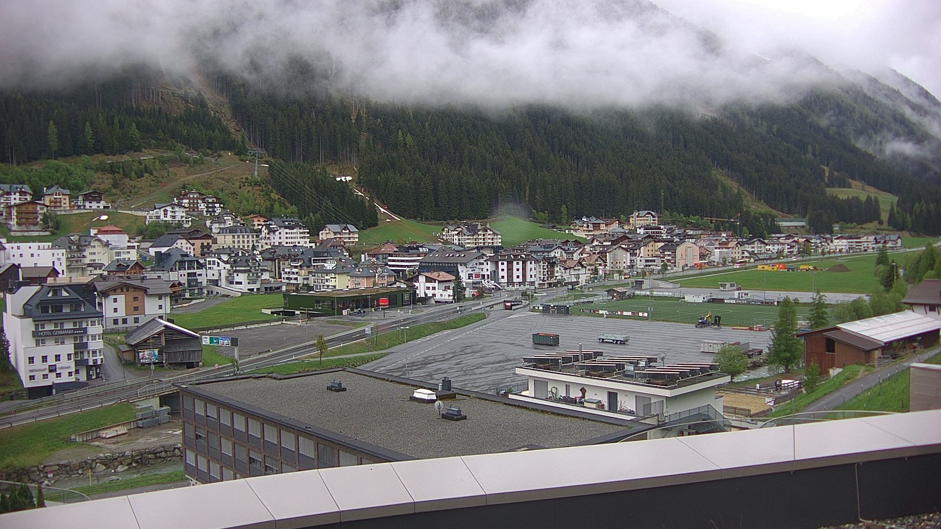 Archiv Foto Webcam Zentrum von Ischgl
