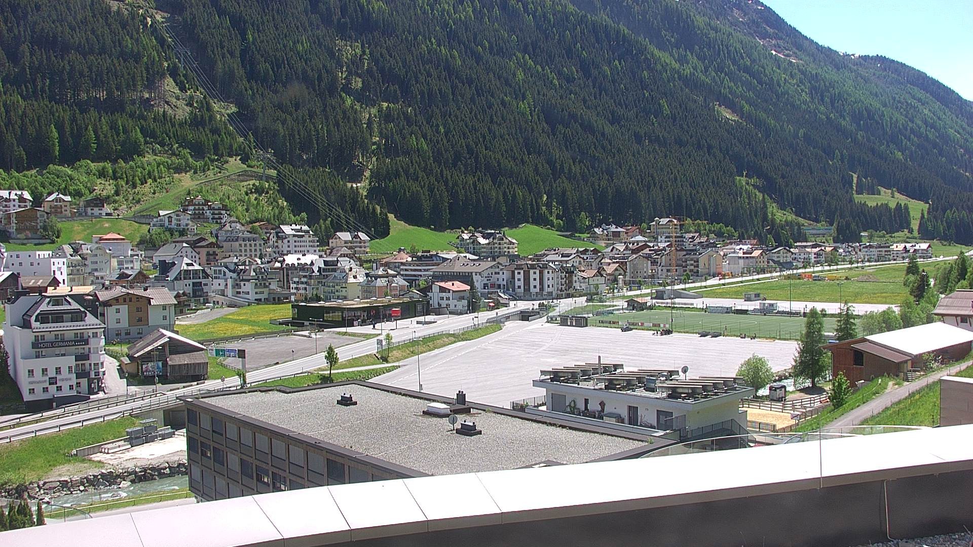 Archived image Webcam Center of Ischgl