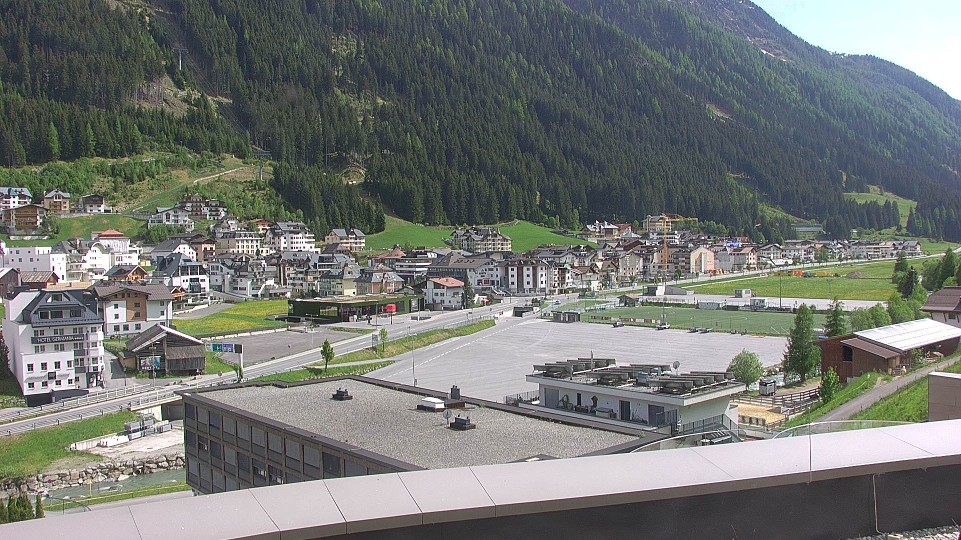Archived image Webcam Center of Ischgl