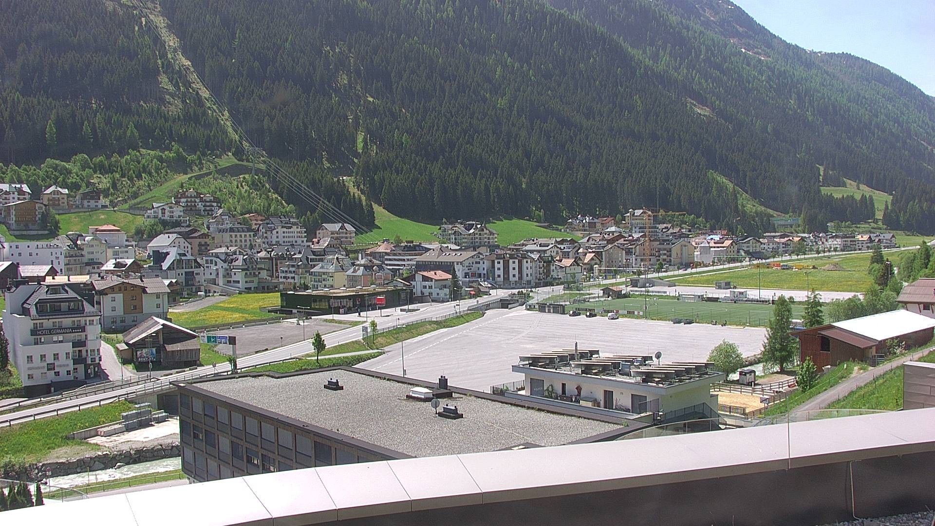 Archiv Foto Webcam Zentrum von Ischgl