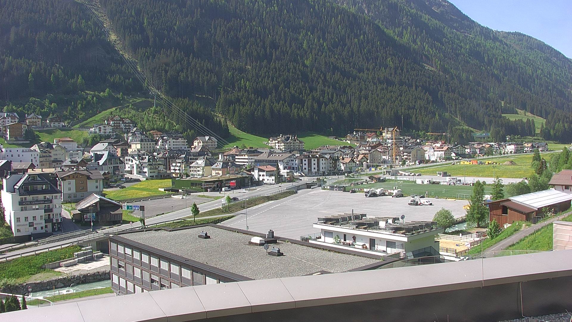 Archiv Foto Webcam Zentrum von Ischgl
