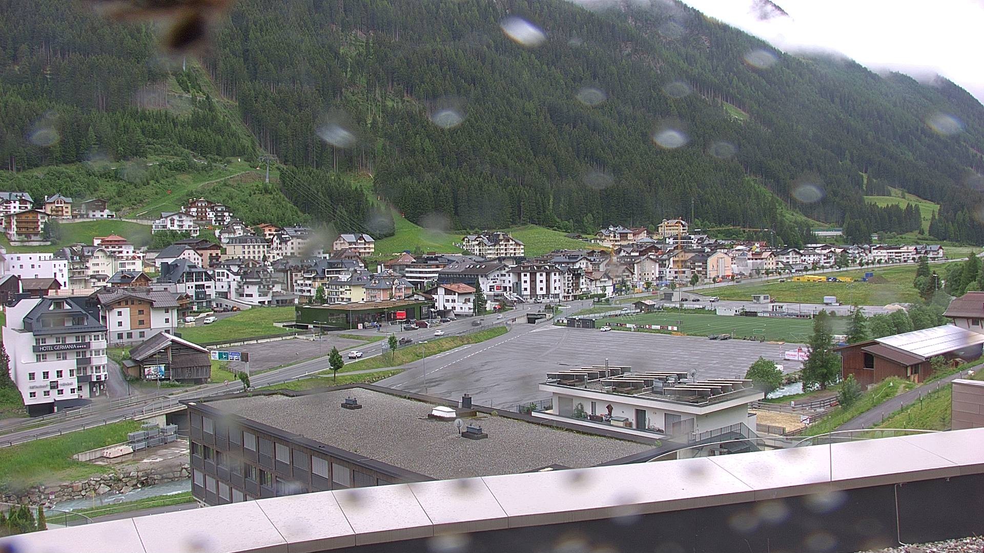 Archiv Foto Webcam Zentrum von Ischgl