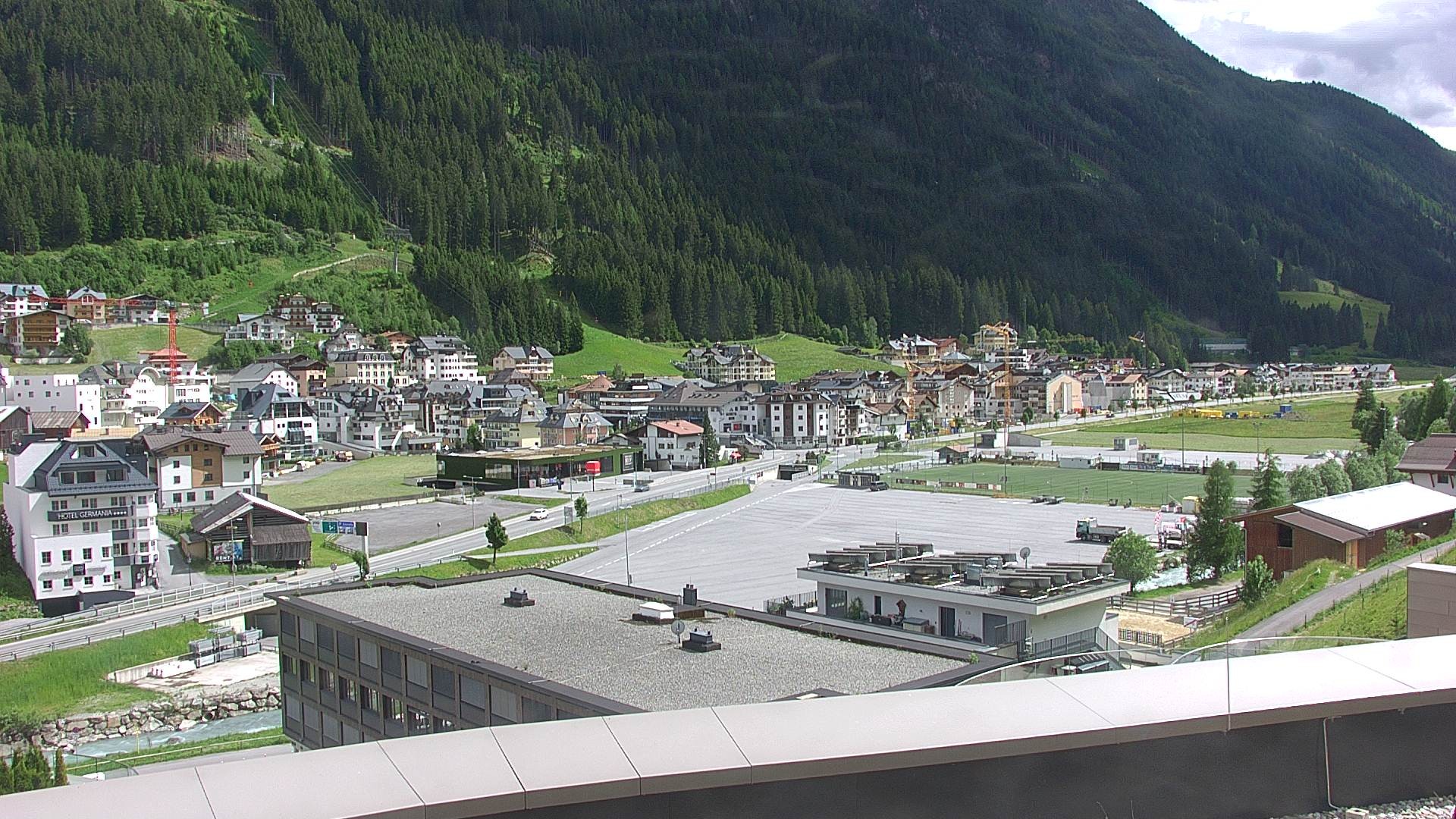 Archiv Foto Webcam Zentrum von Ischgl
