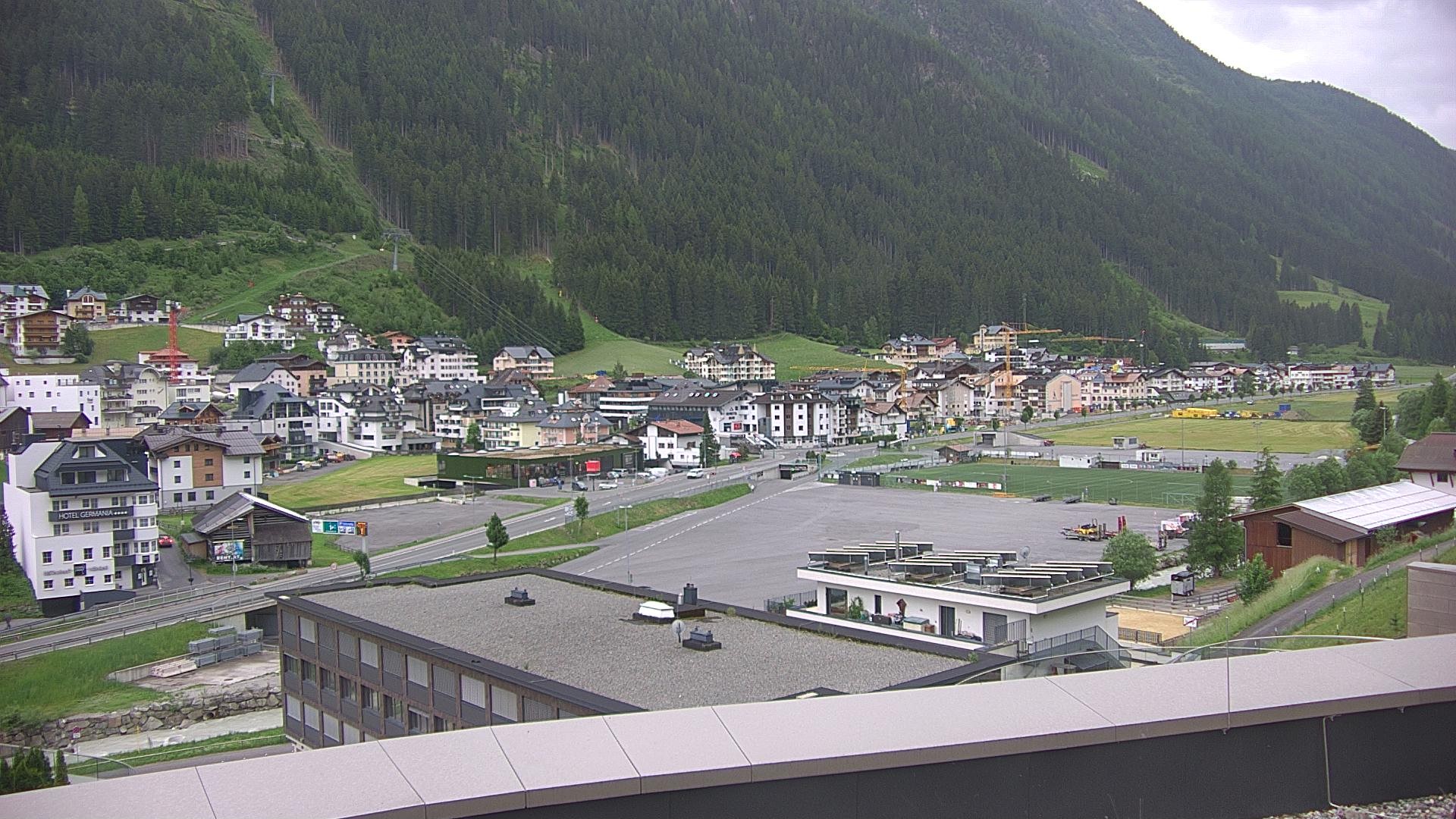 Archiv Foto Webcam Zentrum von Ischgl