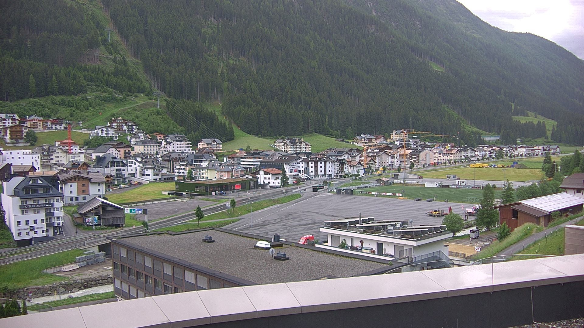 Archiv Foto Webcam Zentrum von Ischgl