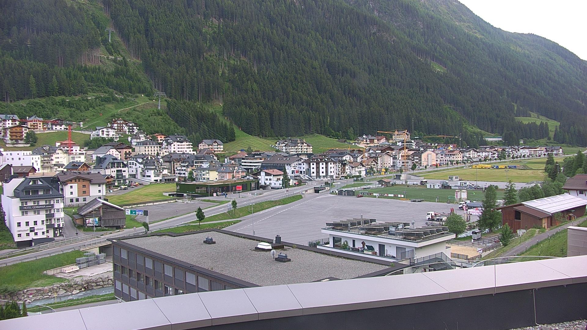 Archived image Webcam Center of Ischgl