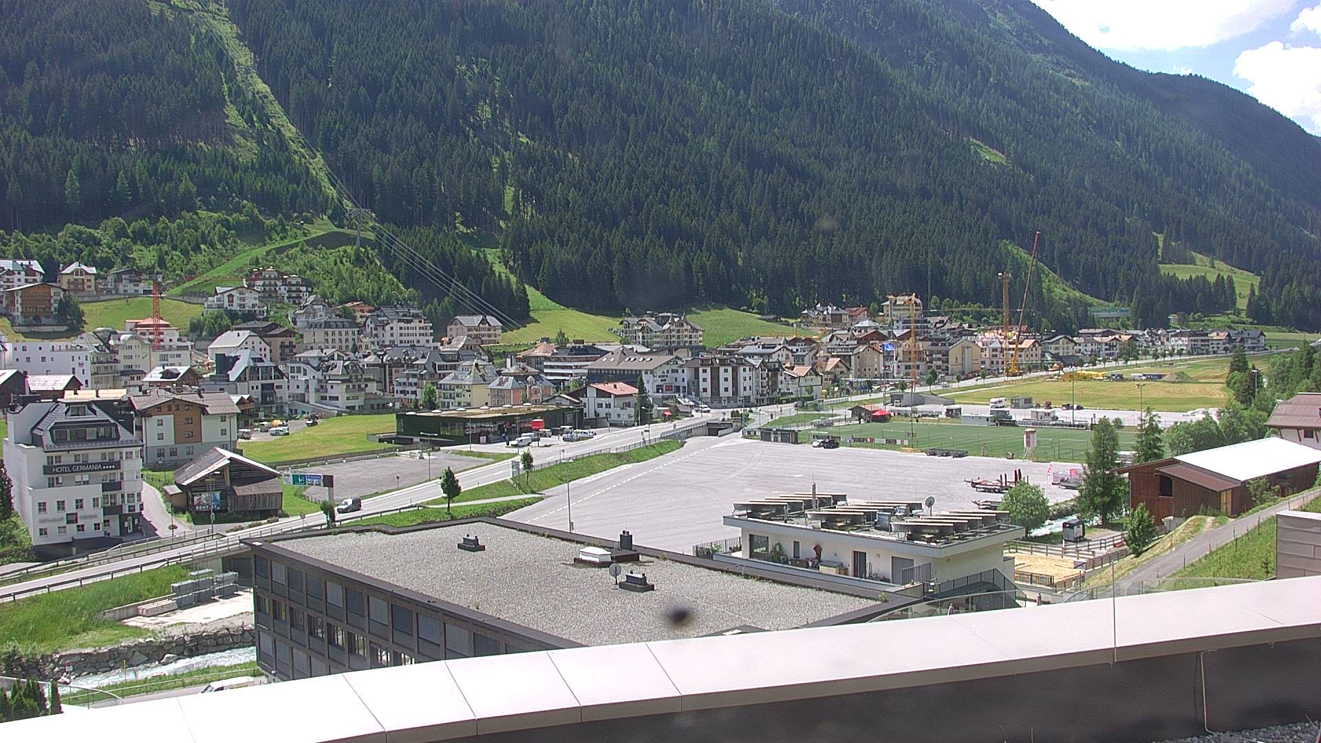 Archived image Webcam Center of Ischgl
