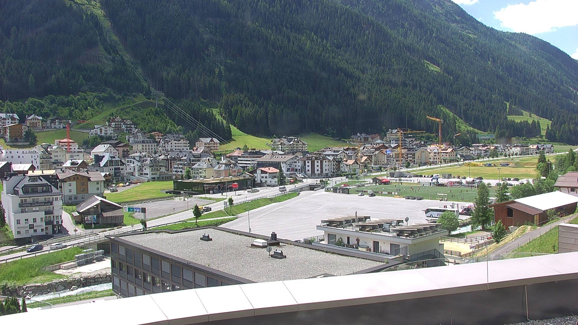 Archiv Foto Webcam Zentrum von Ischgl