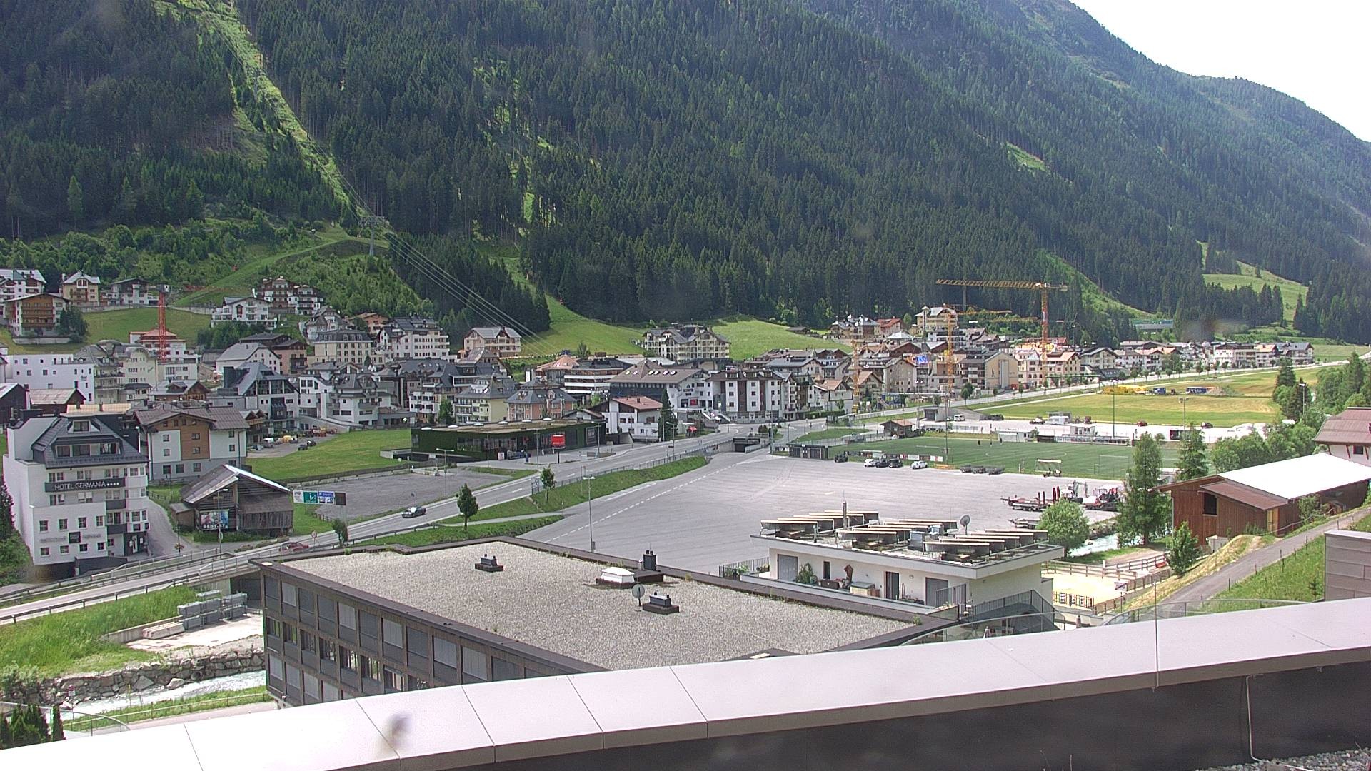 Archiv Foto Webcam Zentrum von Ischgl