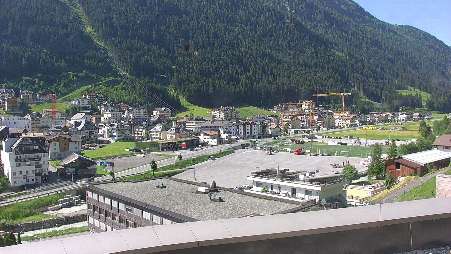 Archiv Foto Webcam Zentrum von Ischgl