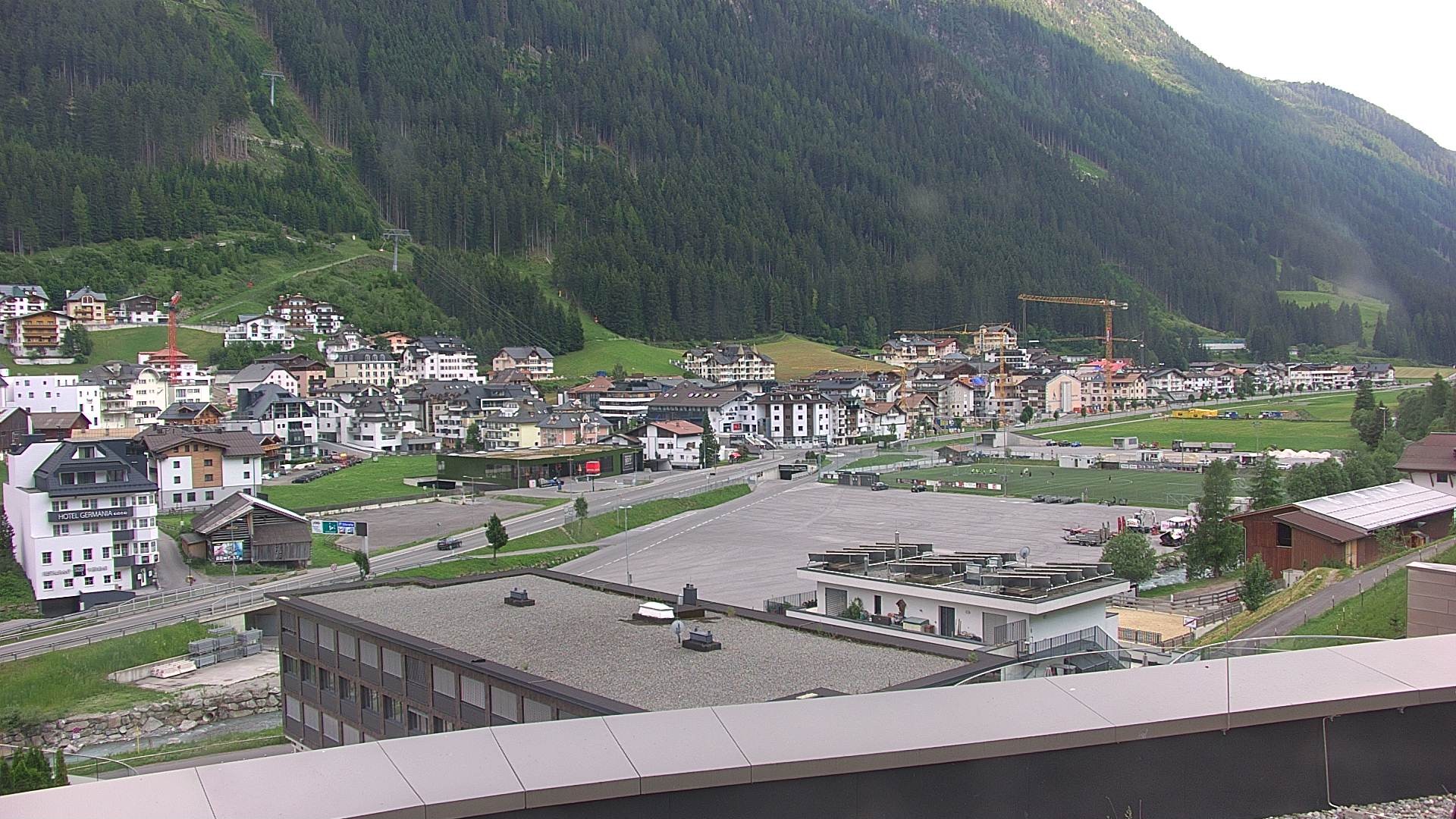 Archiv Foto Webcam Zentrum von Ischgl
