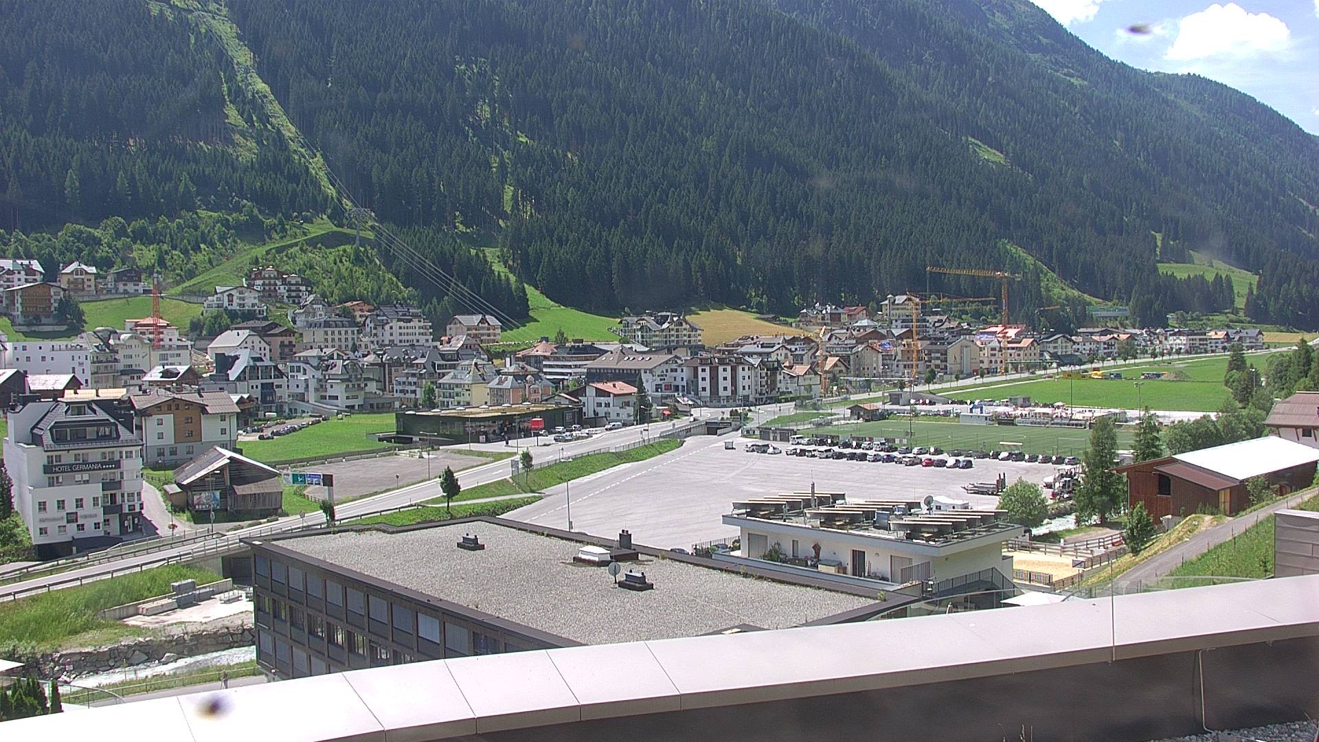 Archiv Foto Webcam Zentrum von Ischgl