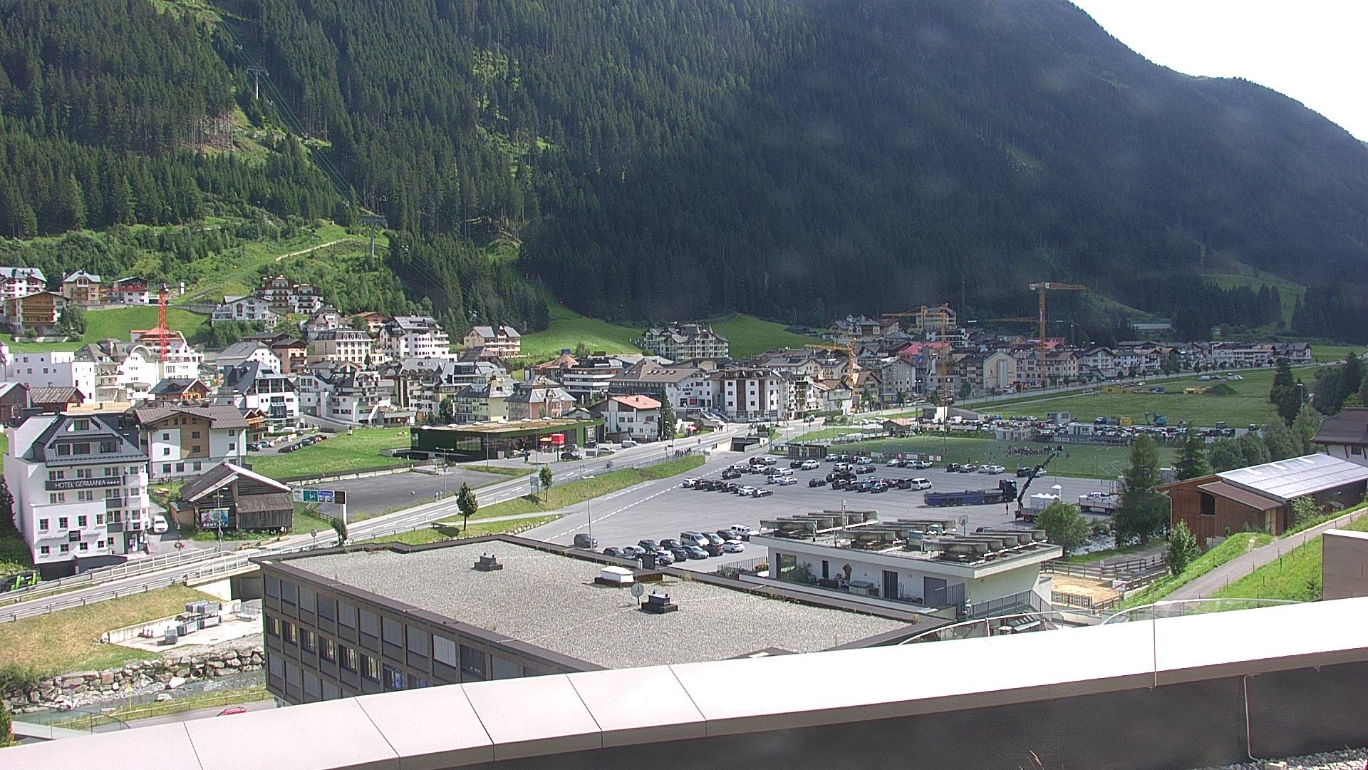 Archiv Foto Webcam Zentrum von Ischgl