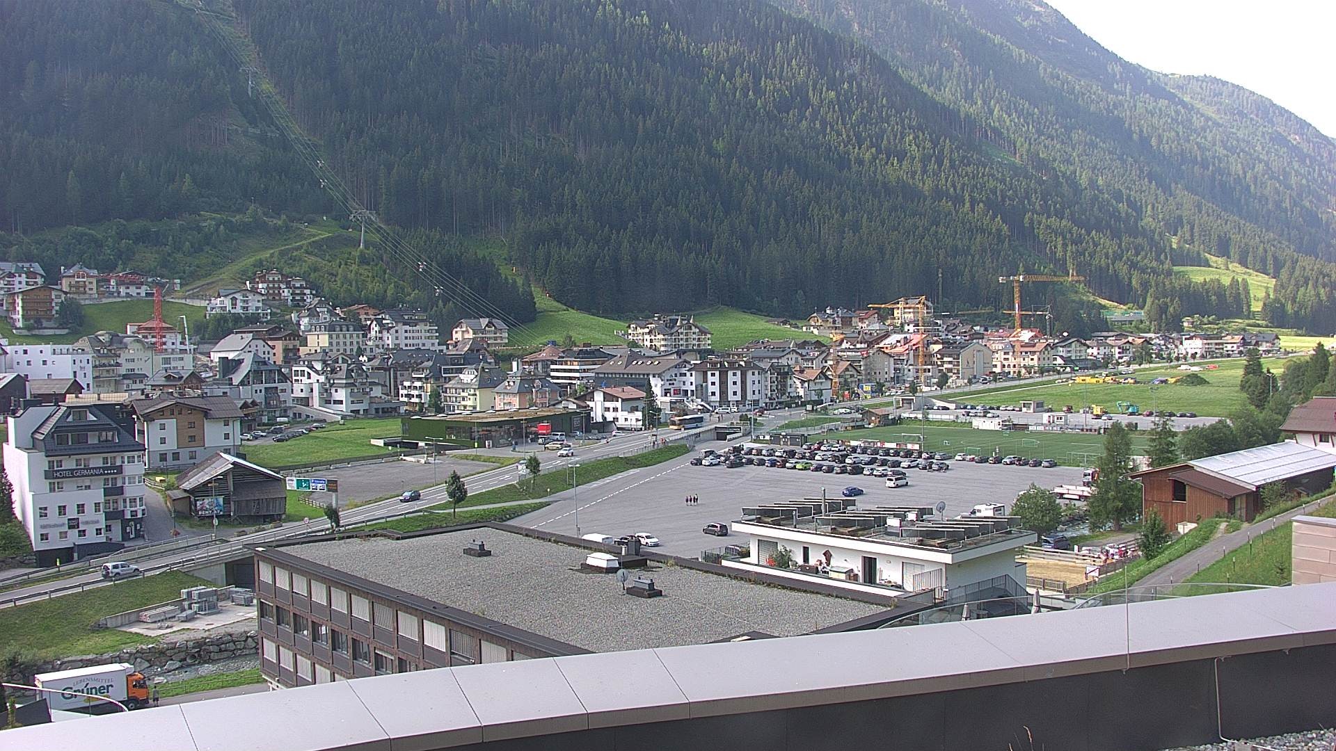 Archiv Foto Webcam Zentrum von Ischgl