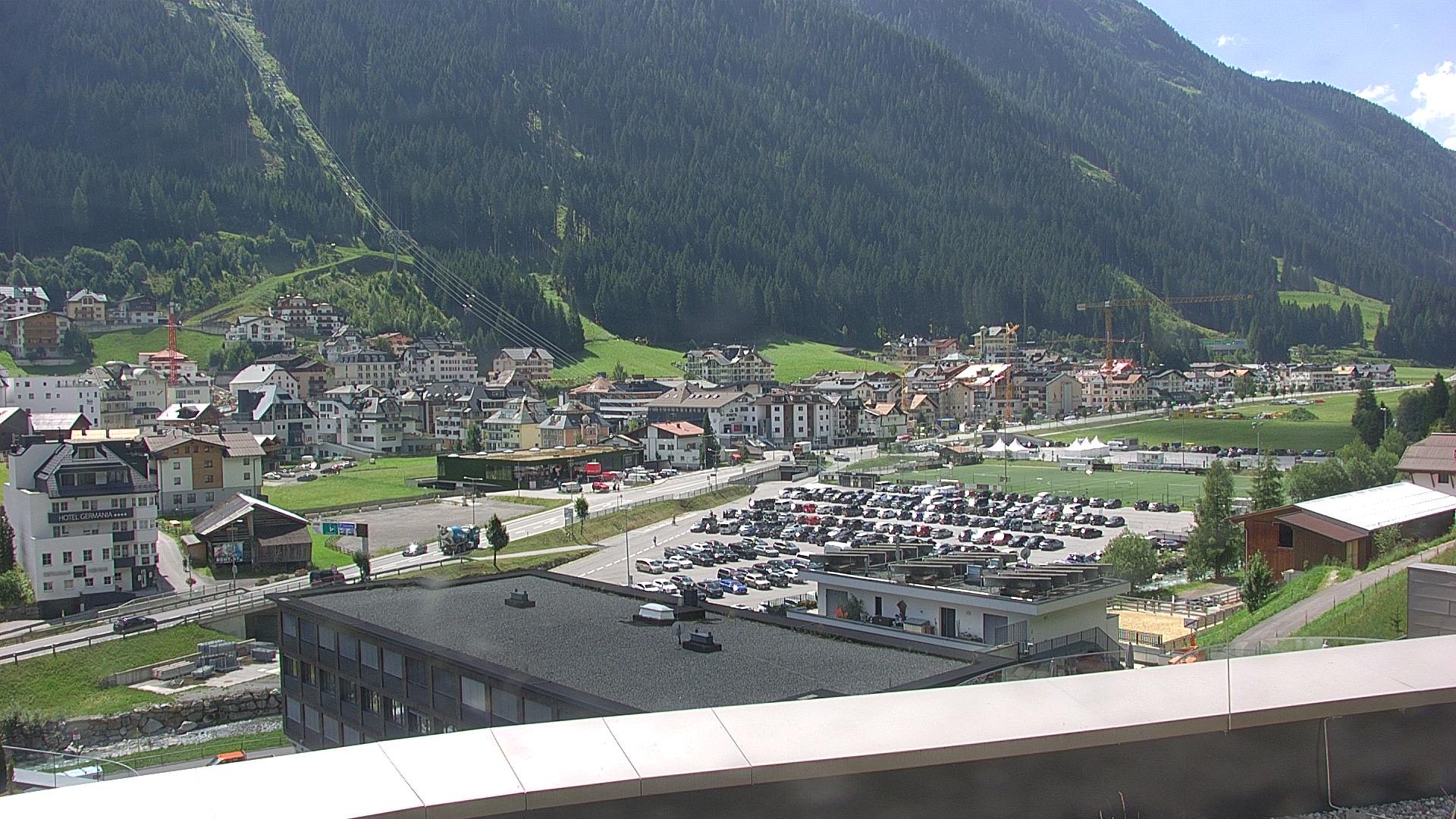 Archiv Foto Webcam Zentrum von Ischgl