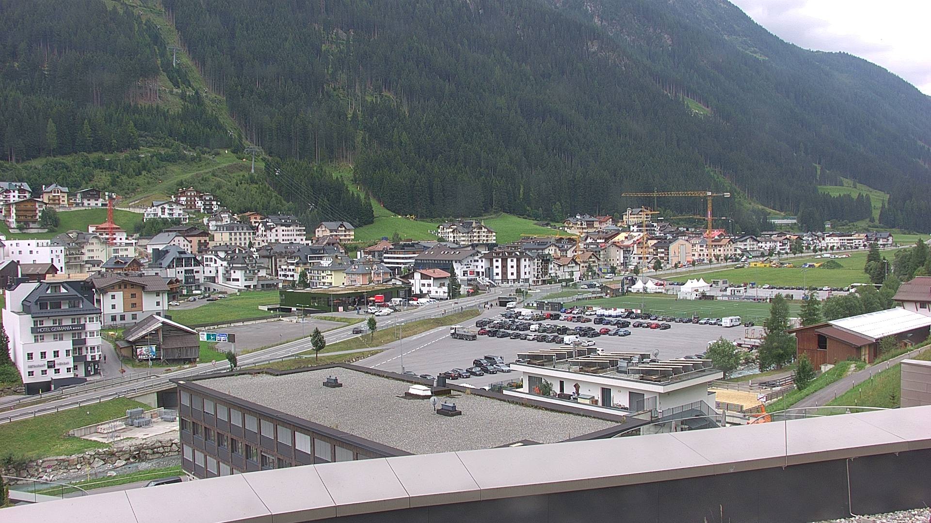 Archived image Webcam Center of Ischgl