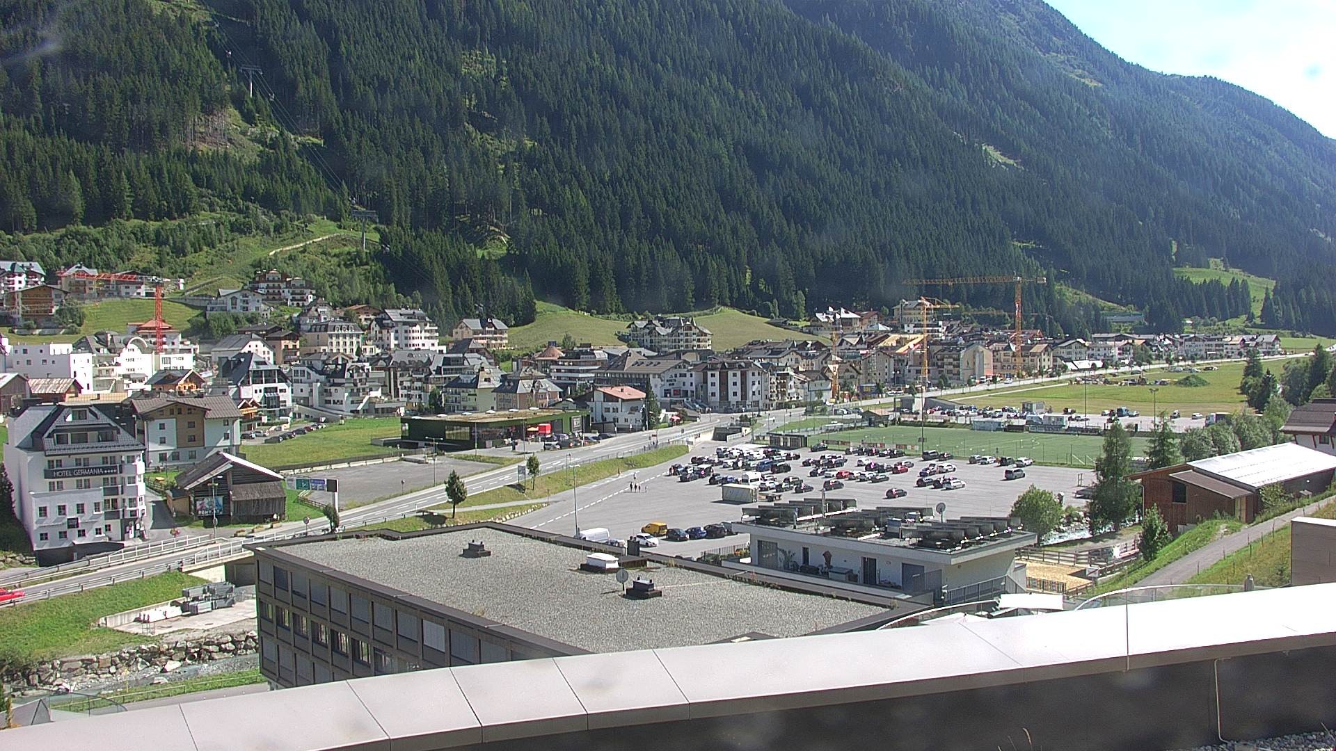 Archiv Foto Webcam Zentrum von Ischgl