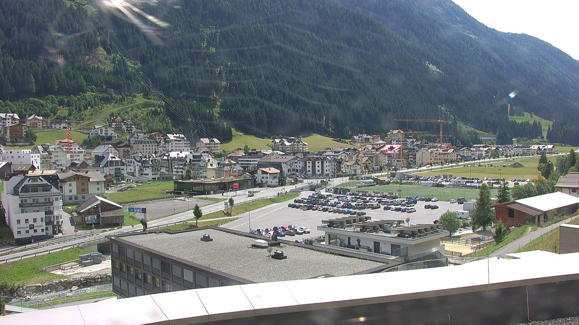 Archiv Foto Webcam Zentrum von Ischgl