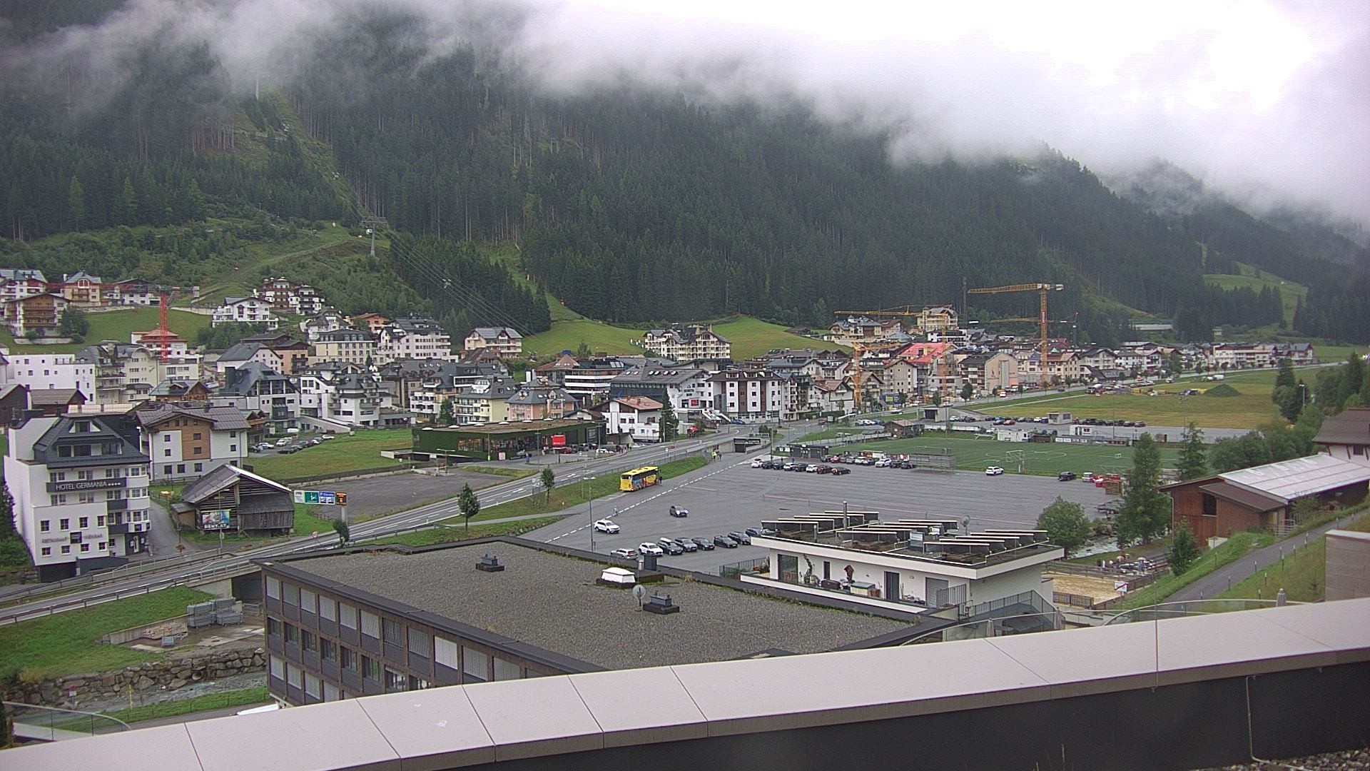 Archiv Foto Webcam Zentrum von Ischgl
