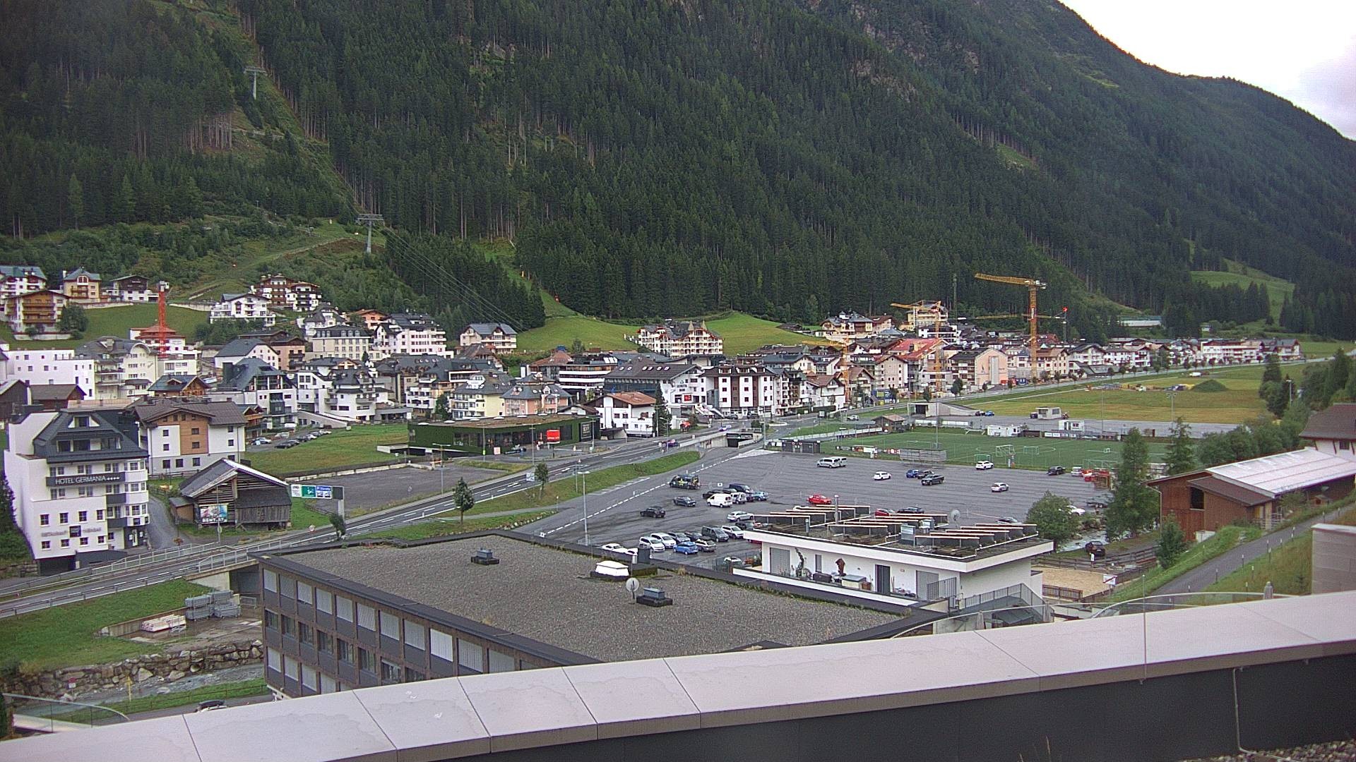 Archiv Foto Webcam Zentrum von Ischgl