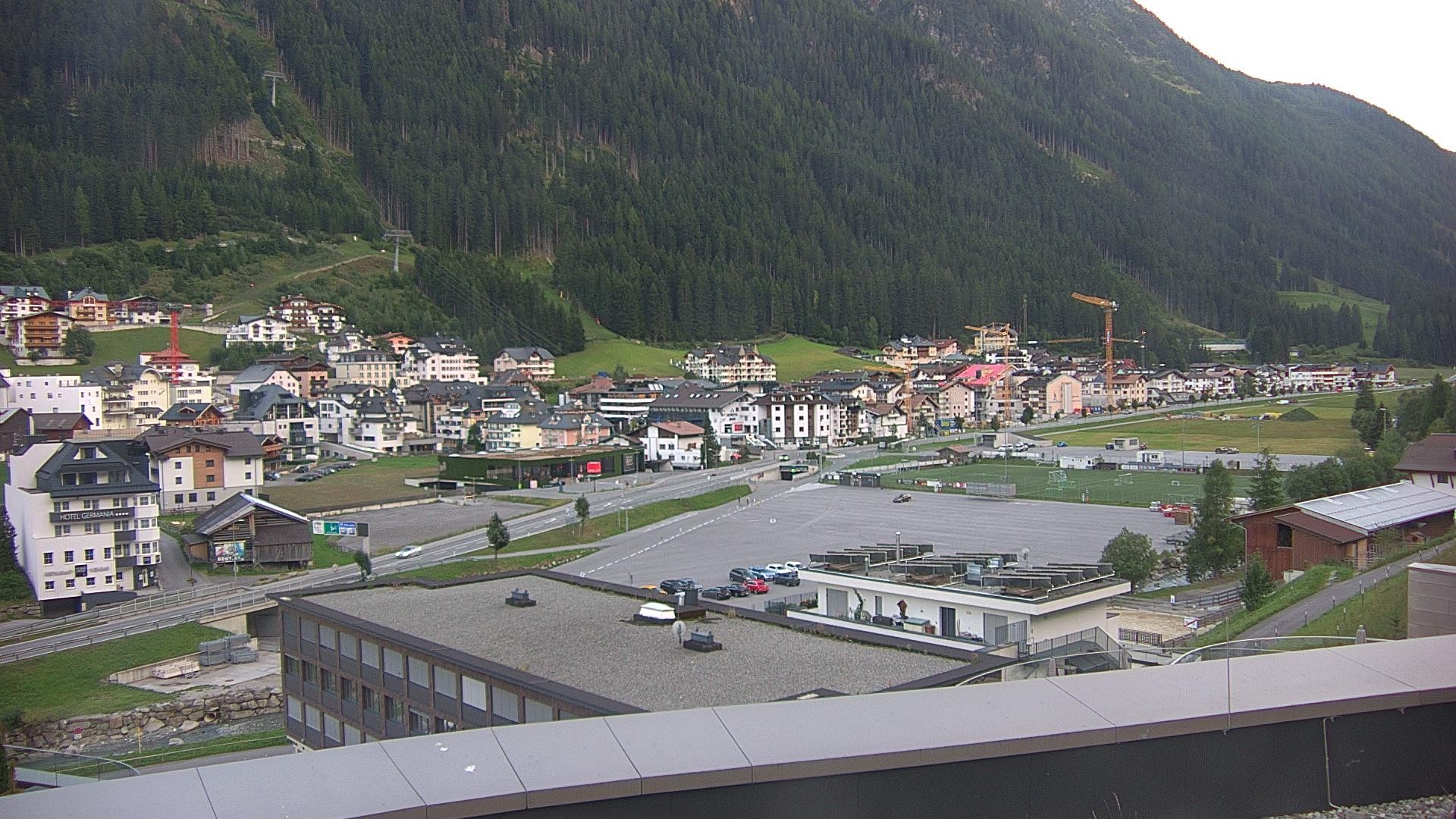 Archived image Webcam Center of Ischgl