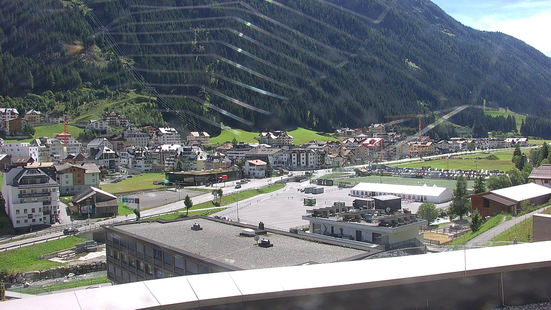 Archiv Foto Webcam Zentrum von Ischgl