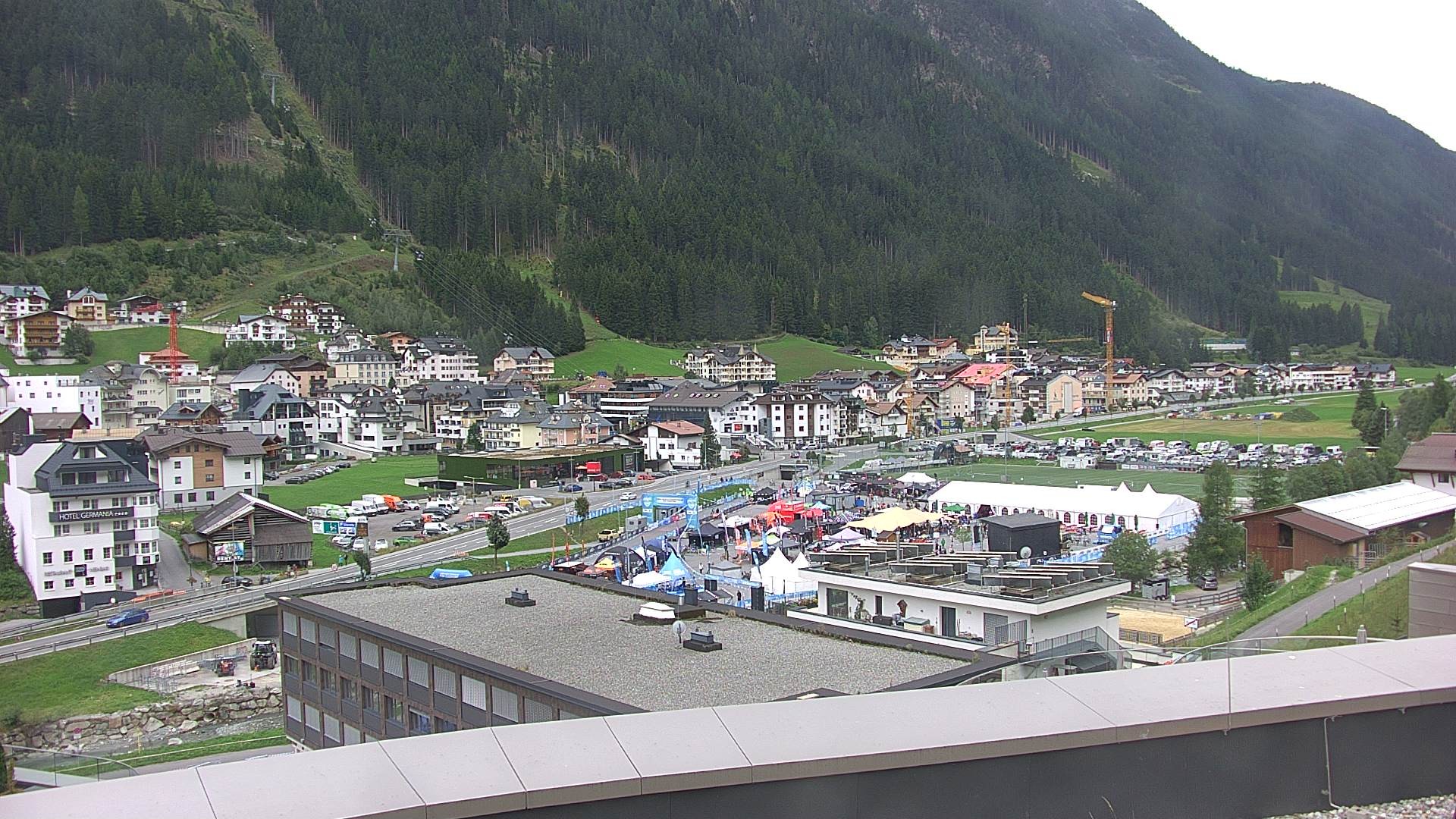 Archiv Foto Webcam Zentrum von Ischgl