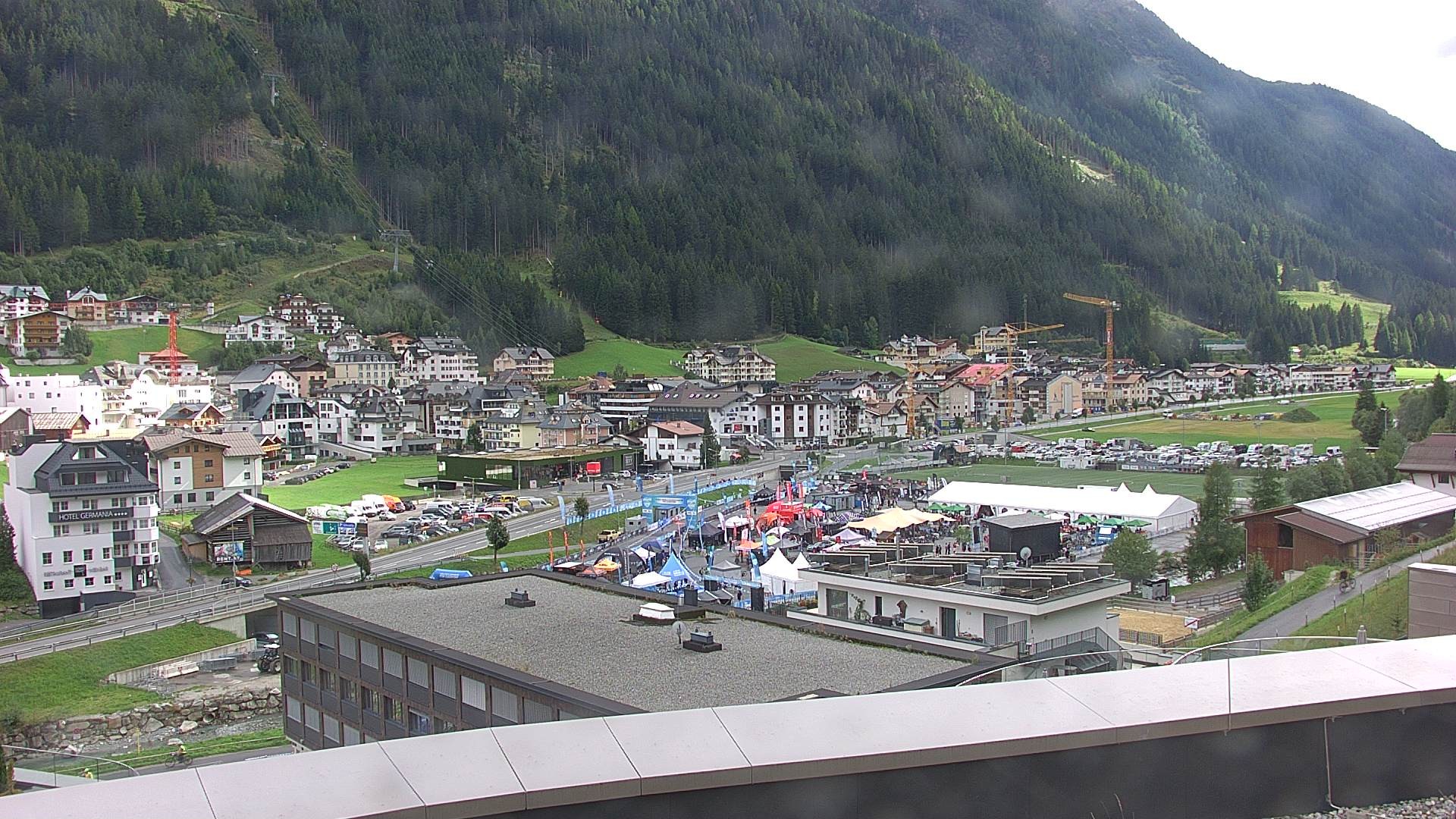 Archiv Foto Webcam Zentrum von Ischgl