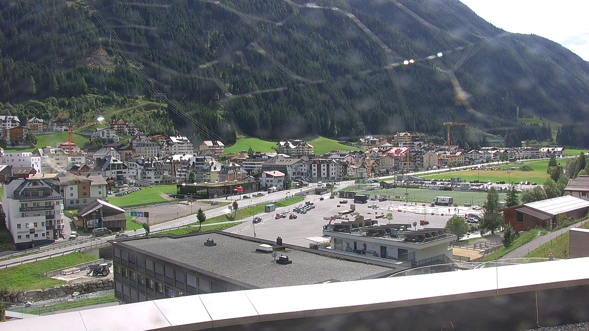 Archiv Foto Webcam Zentrum von Ischgl