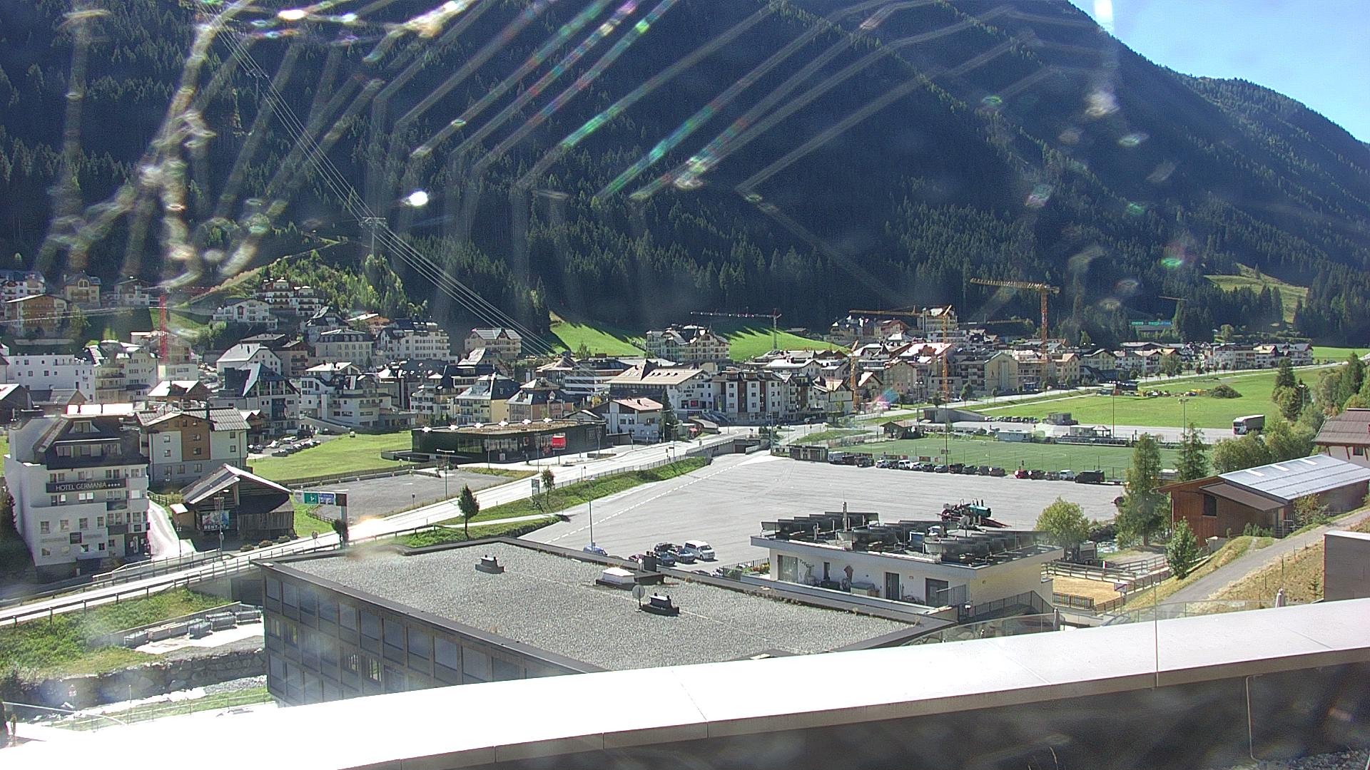 Archiv Foto Webcam Zentrum von Ischgl