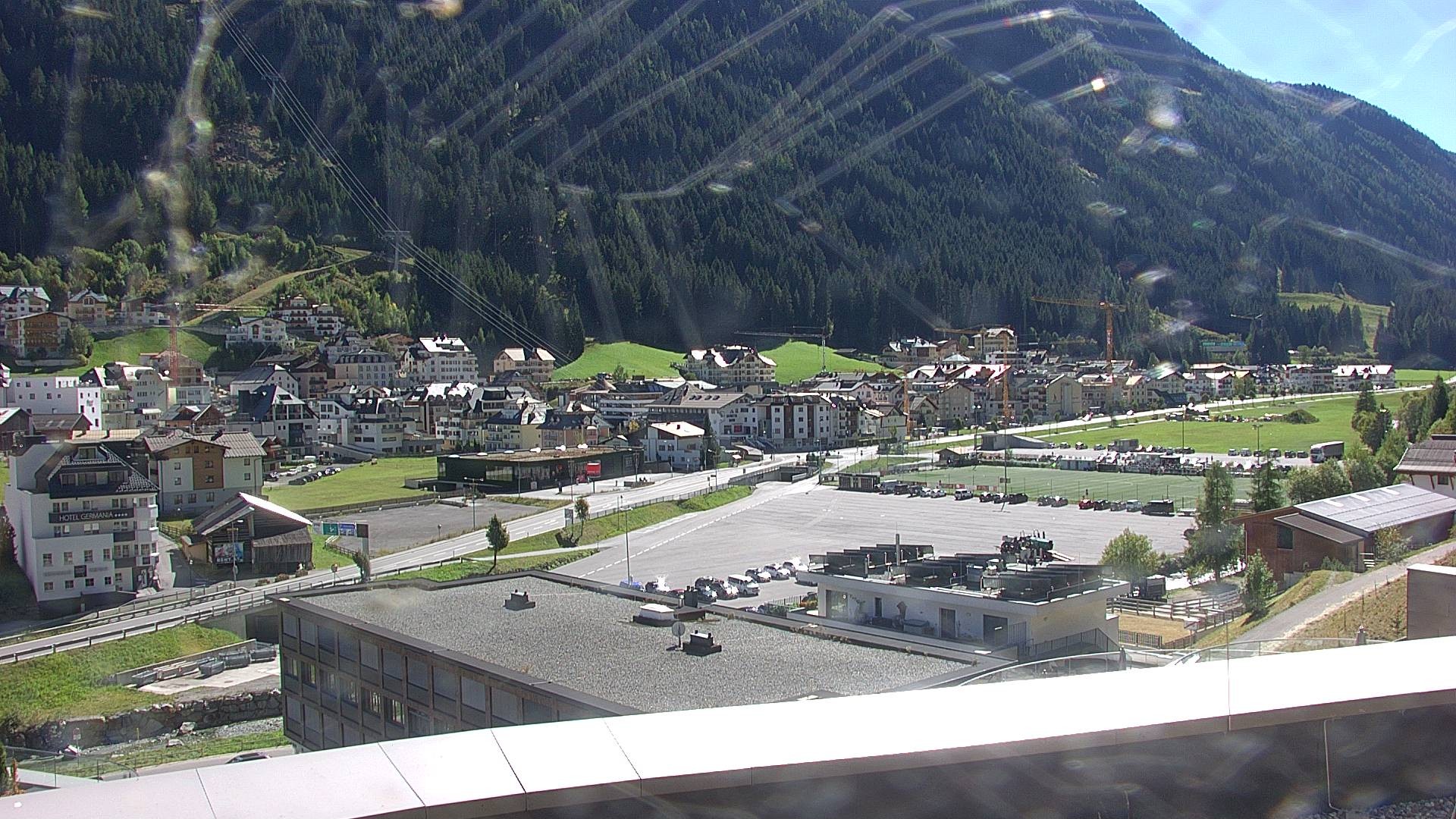 Archiv Foto Webcam Zentrum von Ischgl