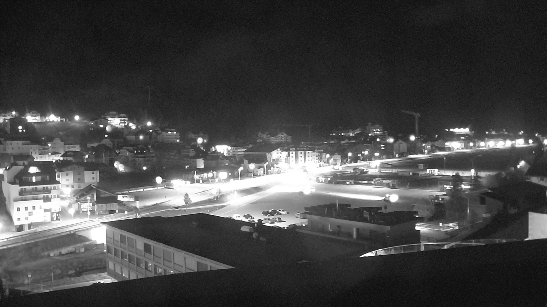 Archived image Webcam Center of Ischgl