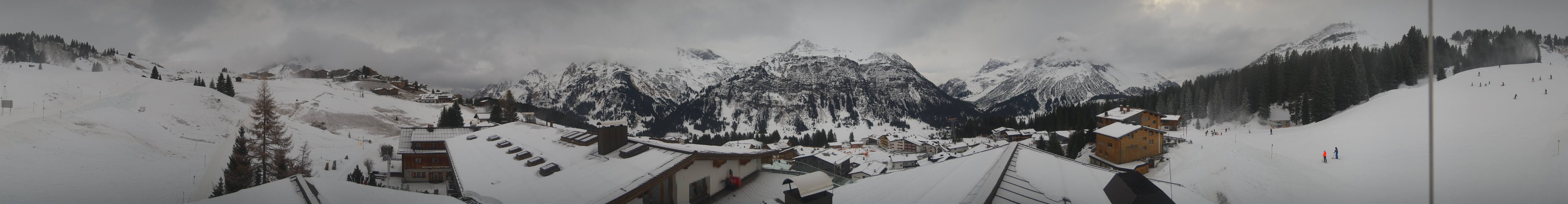 Archiv Foto Webcam Panorama Oberlech - Hotel Goldener Berg