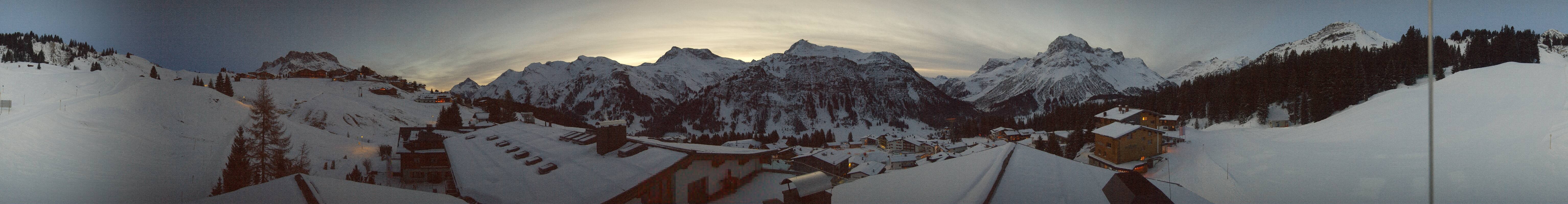 Archiv Foto Webcam Panorama Oberlech - Hotel Goldener Berg
