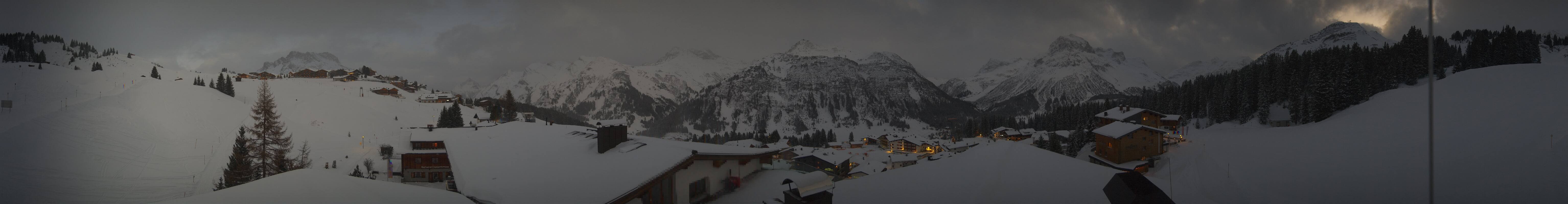 Archiv Foto Webcam Panorama Oberlech - Hotel Goldener Berg