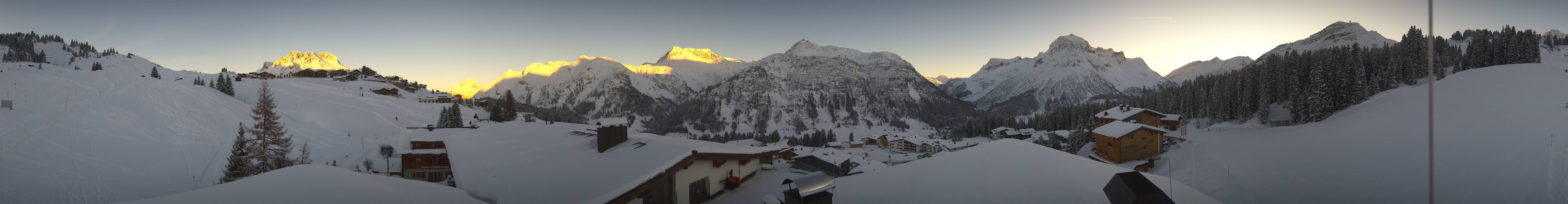Archiv Foto Webcam Panorama Oberlech - Hotel Goldener Berg