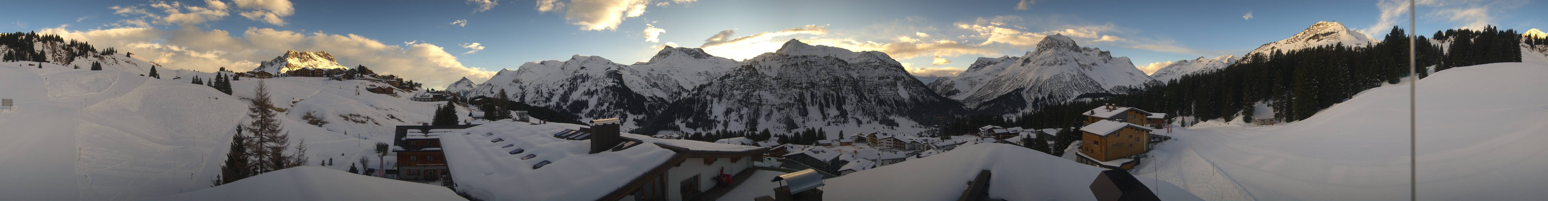 Archiv Foto Webcam Panorama Oberlech - Hotel Goldener Berg