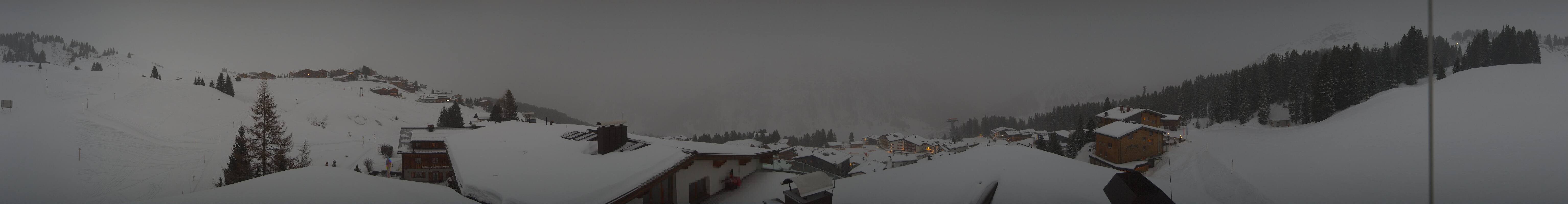 Archiv Foto Webcam Panorama Oberlech - Hotel Goldener Berg