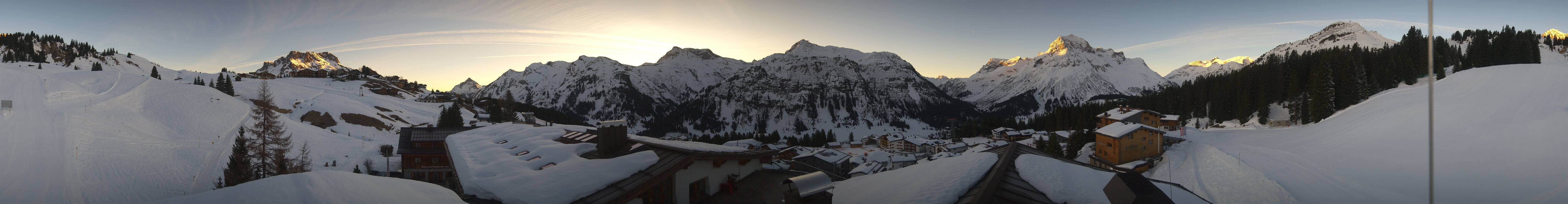 Archiv Foto Webcam Panorama Oberlech - Hotel Goldener Berg