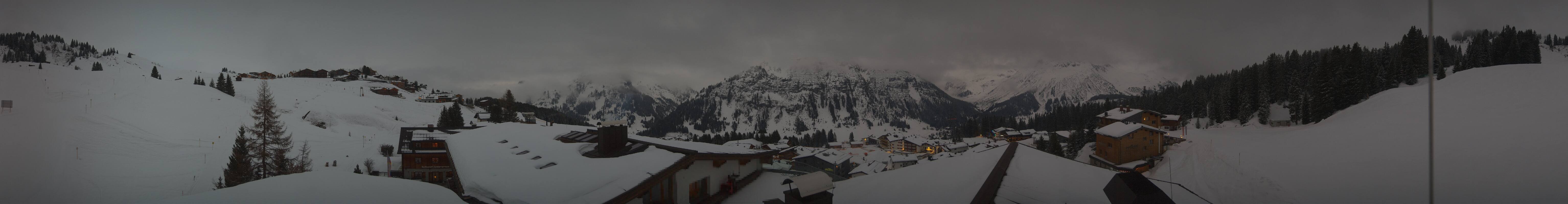 Archiv Foto Webcam Panorama Oberlech - Hotel Goldener Berg