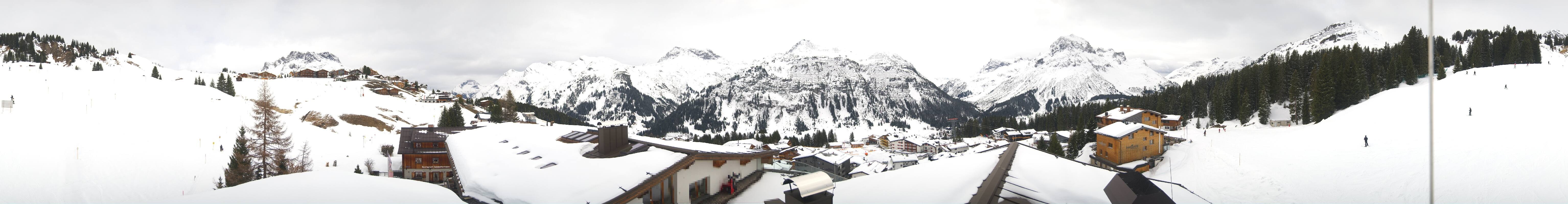 Archiv Foto Webcam Panorama Oberlech - Hotel Goldener Berg