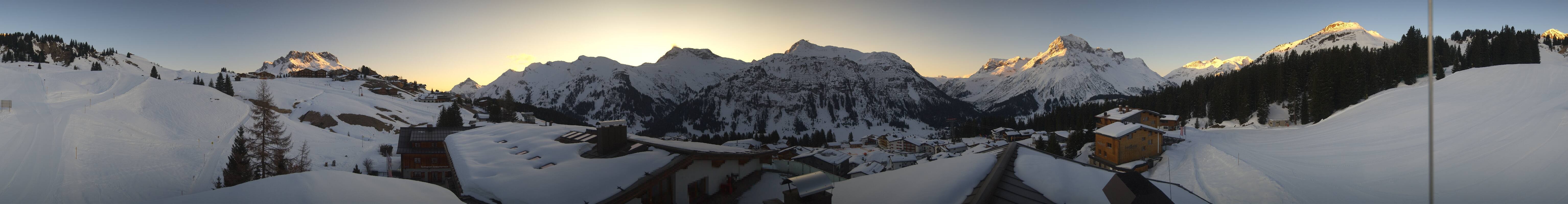 Archiv Foto Webcam Panorama Oberlech - Hotel Goldener Berg