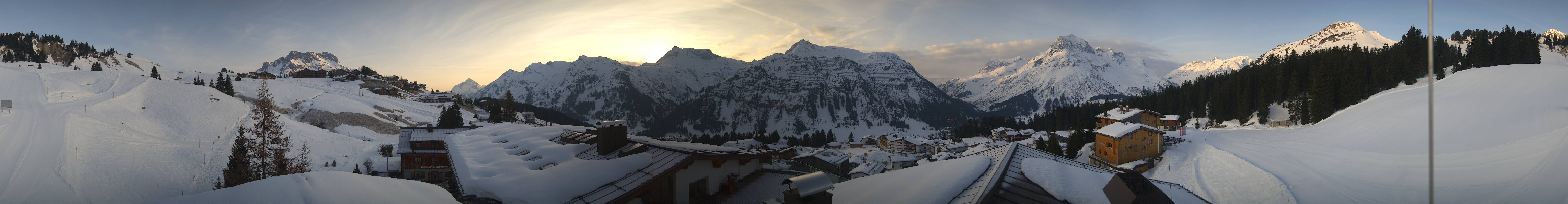 Archiv Foto Webcam Panorama Oberlech - Hotel Goldener Berg