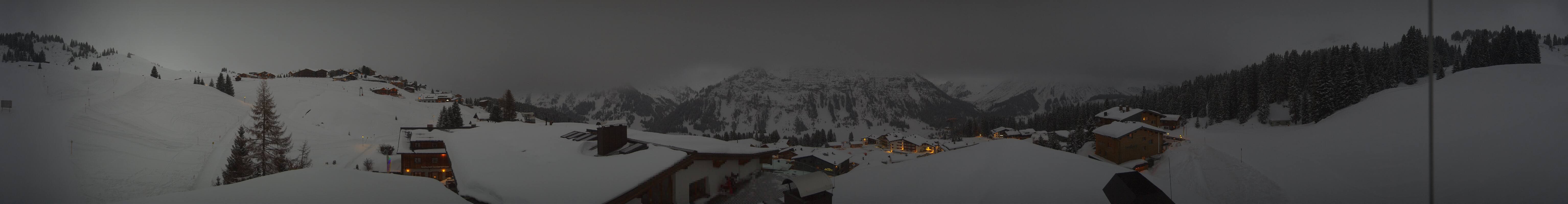 Archiv Foto Webcam Panorama Oberlech - Hotel Goldener Berg