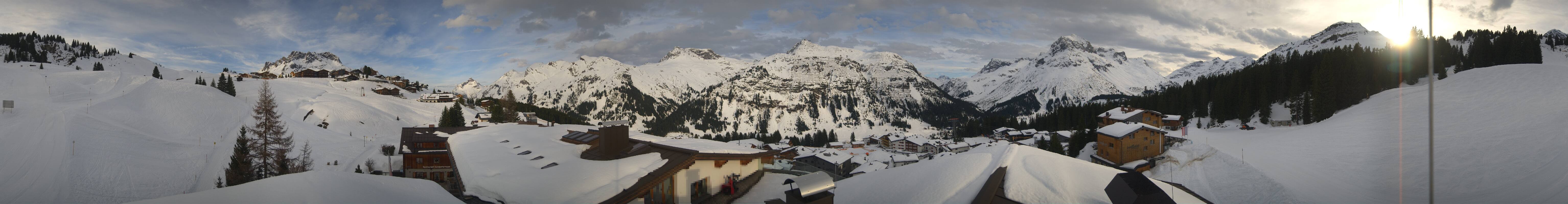 Archiv Foto Webcam Panorama Oberlech - Hotel Goldener Berg