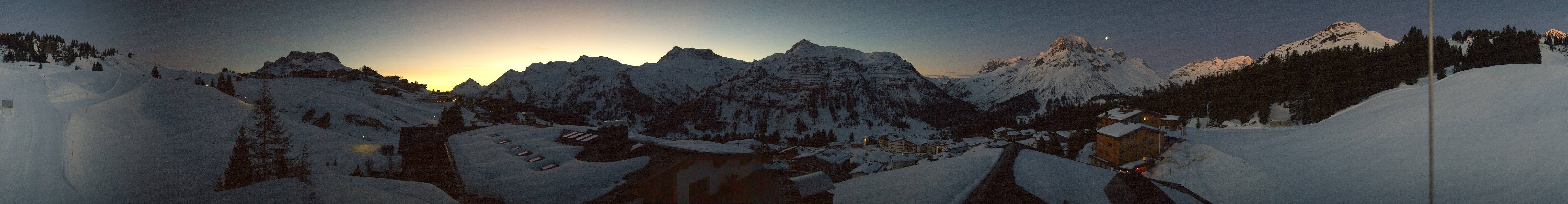 Archiv Foto Webcam Panorama Oberlech - Hotel Goldener Berg